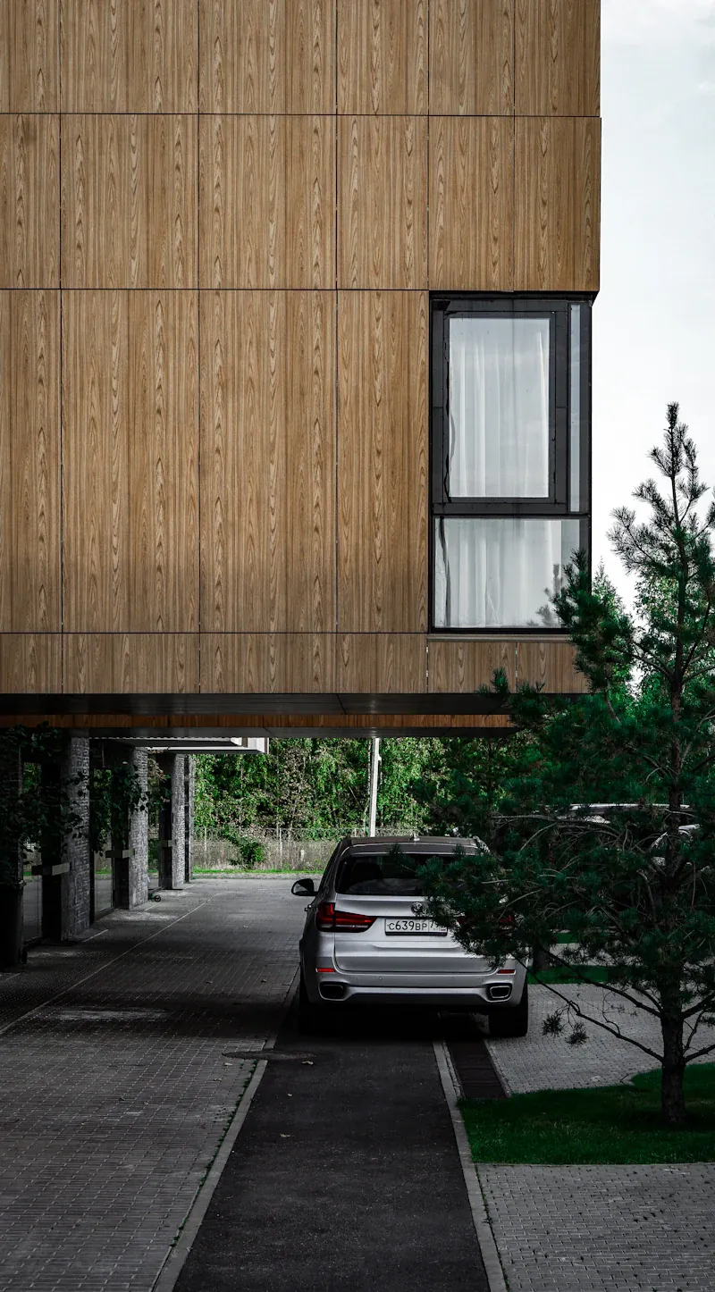 Holzterrasse Außenanlagen
